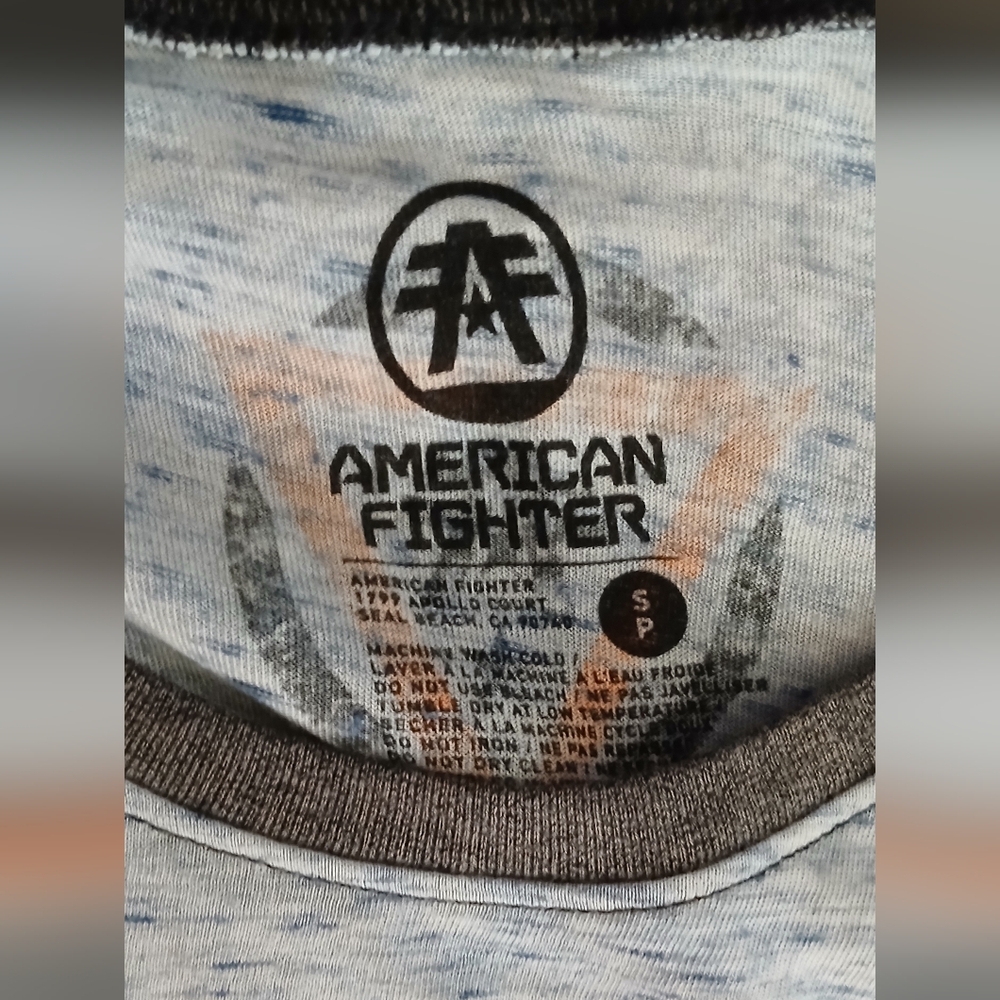 American Fighter Women's Graphic Raglan Top - Black and Gray - Picture 3 of 10